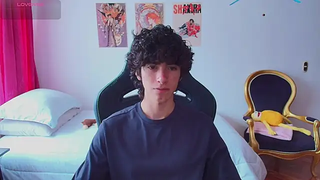 Nude Boy18 online show from 07.19.26