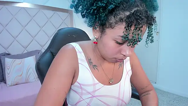 momo ayasse online show from 11.28.25