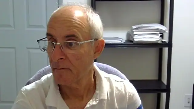 Snapshot of funone1999 chatting on 11.16.25 funone1999 online show from 11.16.25