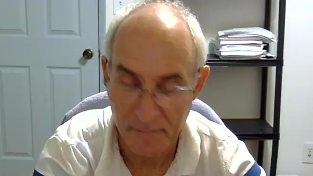 Snapshot of funone1999 chatting on 11.23.25 funone1999 online show from 11.23.25