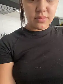 Snapshot of lunita_sweet5 chatting on 12.03.25 lunita sweet5 online show from 12.03.25