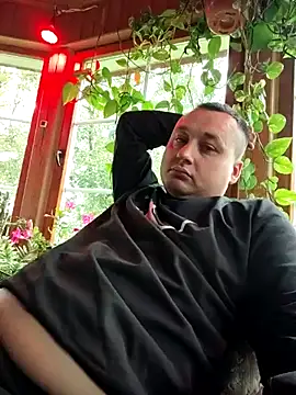 Amberdual online show from 10.04.25