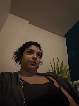 Snapshot of allybluee777 chatting on 12.14.25 allybluee777 online show from 12.14.25