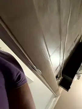 Snapshot of allybluee777 chatting on 01.08.26 allybluee777 online show from 01.08.26