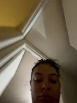 Snapshot of allybluee777 chatting on 01.11.26 allybluee777 online show from 01.11.26