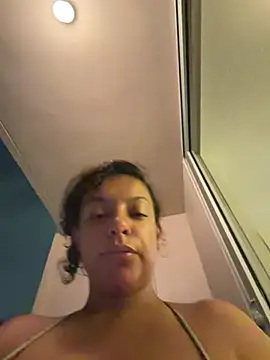 Snapshot of allybluee777 chatting on 06.20.26 allybluee777 online show from 06.20.26