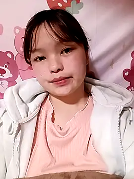 Snapshot of XoiXoi232 chatting on 11.02.25 XoiXoi232 online show from 11.02.25