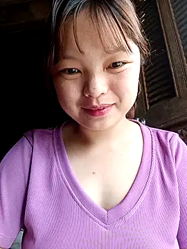 Snapshot of XoiXoi232 chatting on 11.14.25 XoiXoi232 online show from 11.14.25