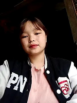 Snapshot of XoiXoi232 chatting on 11.20.25 XoiXoi232 online show from 11.20.25