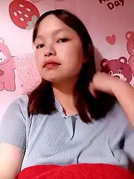 Snapshot of XoiXoi232 chatting on 11.24.25 XoiXoi232 online show from 11.24.25