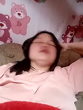 Snapshot of XoiXoi232 chatting on 02.18.26 XoiXoi232 online show from 02.18.26