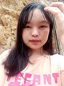 Snapshot of XoiXoi232 chatting on 03.22.26 XoiXoi232 online show from 03.22.26