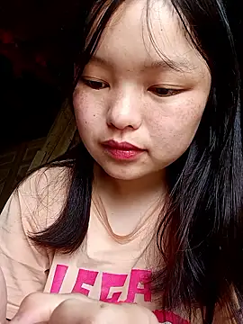 Snapshot of XoiXoi232 chatting on 03.24.26 XoiXoi232 online show from 03.24.26