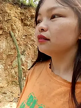 Snapshot of XoiXoi232 chatting on 03.27.26 XoiXoi232 online show from 03.27.26