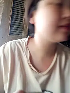 Snapshot of XoiXoi232 chatting on 04.03.26 XoiXoi232 online show from 04.03.26