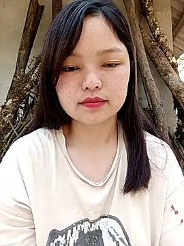 Snapshot of XoiXoi232 chatting on 04.04.26 XoiXoi232 online show from 04.04.26