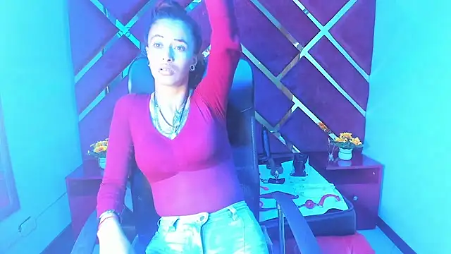 Snapshot of Kataleya_Luck chatting on 11.28.25 Kataleya Luck online show from 11.28.25