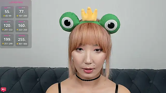 Snapshot of Yume_ko chatting on 09.09.25 Yume ko online show from 09.09.25