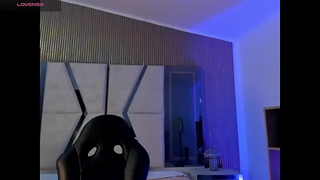 Axel grey  online show from 05.01.26