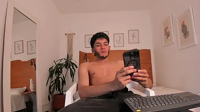 Tylerffoxx online show from 06.27.26
