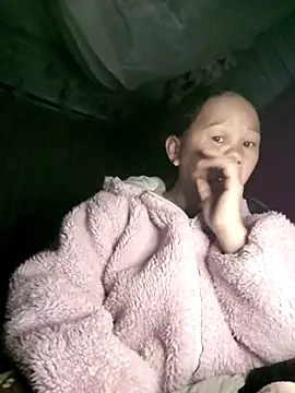 MaiHoa69 online show from 12.20.25