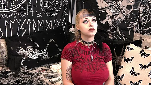 Paige Turner online show from 05.01.26