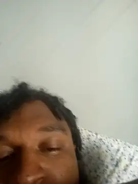 Snapshot of Longthickdick33 chatting on 10.26.25 Longthickdick33 online show from 10.26.25