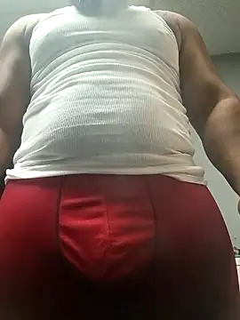 Snapshot of Longthickdick33 chatting on 12.14.25 Longthickdick33 online show from 12.14.25