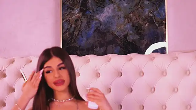 Snapshot of BellaNoirre chatting on 03.20.26 BellaNoirre online show from 03.20.26