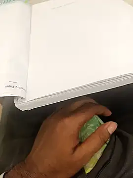 hotboy43339 online show from 12.05.25