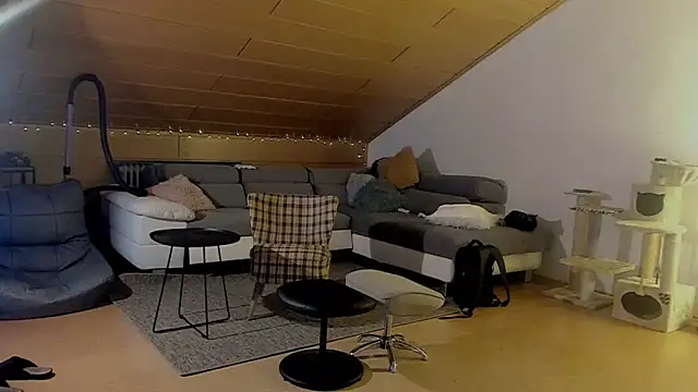 Bez3ybik online show from 11.18.25