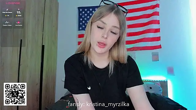 Snapshot of myrzilka chatting on 04.17.26 myrzilka online show from 04.17.26