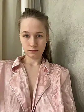 Snapshot of belka22_ chatting on 12.02.25 belka22 online show from 12.02.25