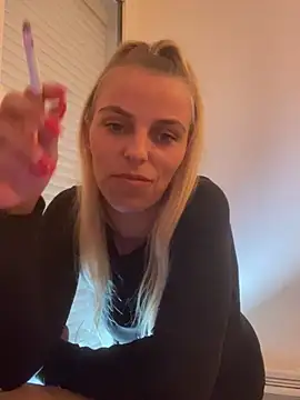 BrumeLove online show from 05.12.26