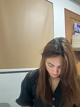 LanySylvia online show from 10.17.25