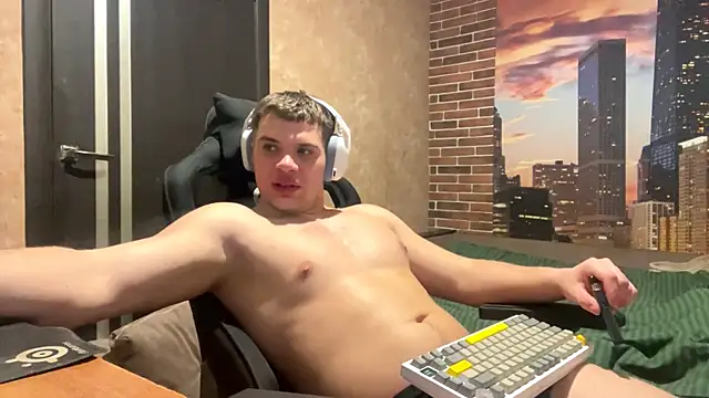 Snapshot of MusclePhantom chatting on 02.22.26 MusclePhantom online show from 02.22.26