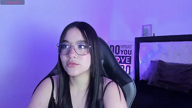 KimGarces online show from 09.09.25