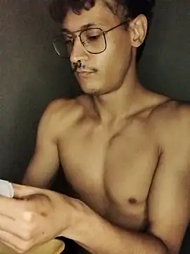 Snapshot of Mago666_ chatting on 11.15.25 Mago666 online show from 11.15.25