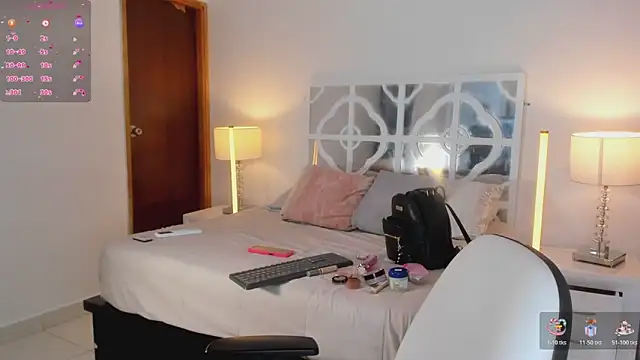 MikaelaStone online show from 01.07.26