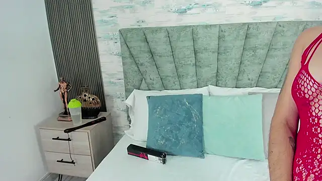 ShanelEvans online show from 10.11.25