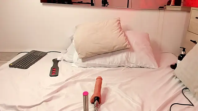 ShanelEvans online show from 04.28.26