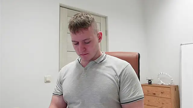 Snapshot of Richard_Dullas chatting on 06.09.26 Richard Dullas online show from 06.09.26