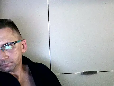 Snapshot of bajka760 chatting on 09.12.25 bajka760 online show from 09.12.25