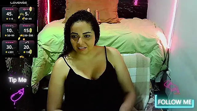  naughty milf online show from 02.21.26