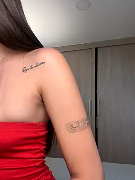 Snapshot of Mavii_ chatting on 10.19.25 Mavii online show from 10.19.25