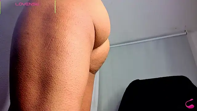 Snapshot of afro_jayleof chatting on 01.12.26 afro jayleof online show from 01.12.26