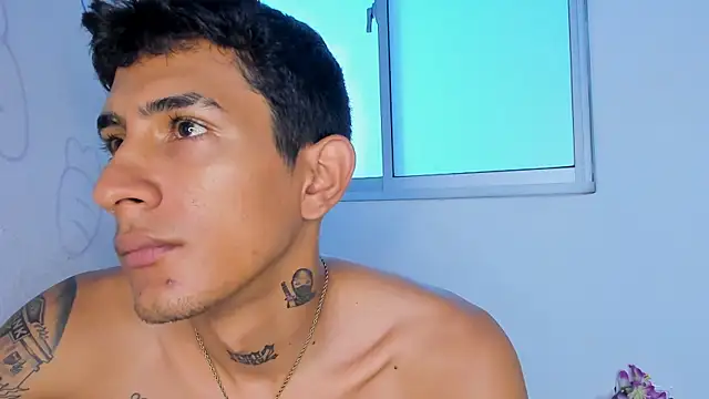 Snapshot of porno_king69 chatting on 11.29.25 porno king69 online show from 11.29.25