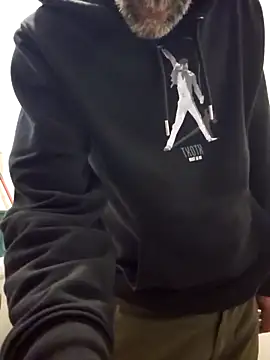 Stingles online show from 10.24.25