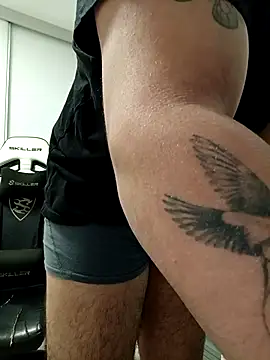 Snapshot of a23c43 chatting on 01.14.26 a23c43 online show from 01.14.26