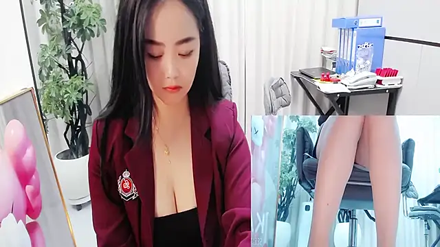 Snapshot of Eileen-L chatting on 02.27.26 Eileen-L online show from 02.27.26